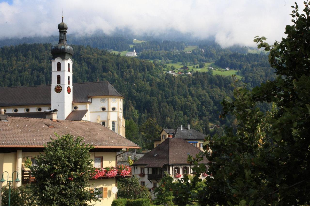 Hotel Cresta Tschagguns - Montafon Schruns Exteriör bild